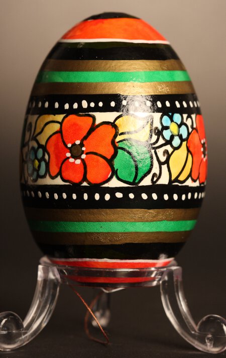 Decorated egg shell : Poland