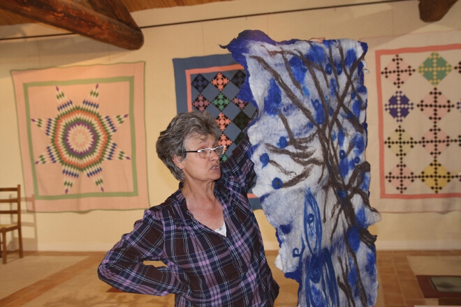 Exposition de feutre de Louise Hardy, au Centre Européen du Patchwork