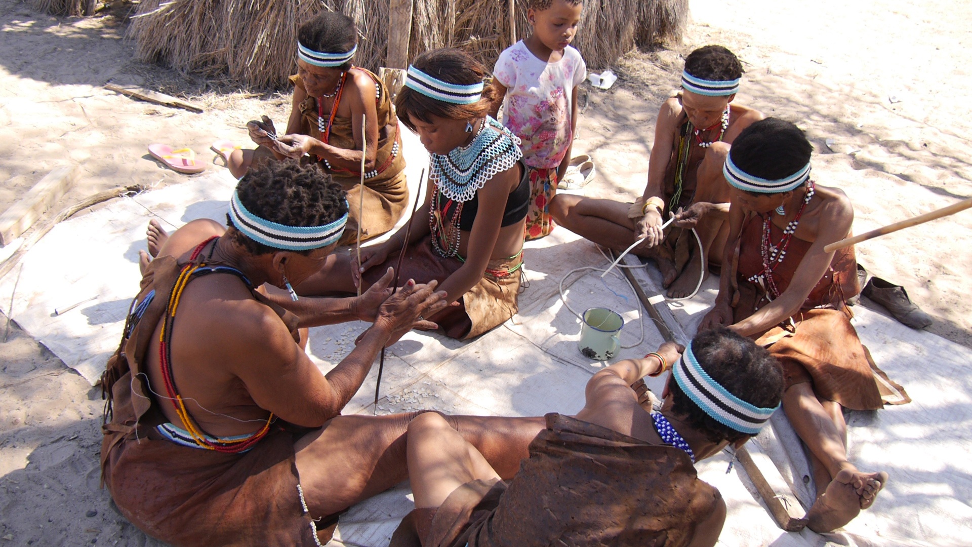 
		  Jewellery with an ostrich egg, ostrich eggshell, bushmen tradition 
