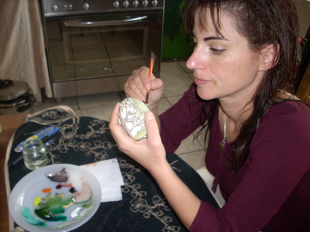 Christel Assante - carving carved eggs