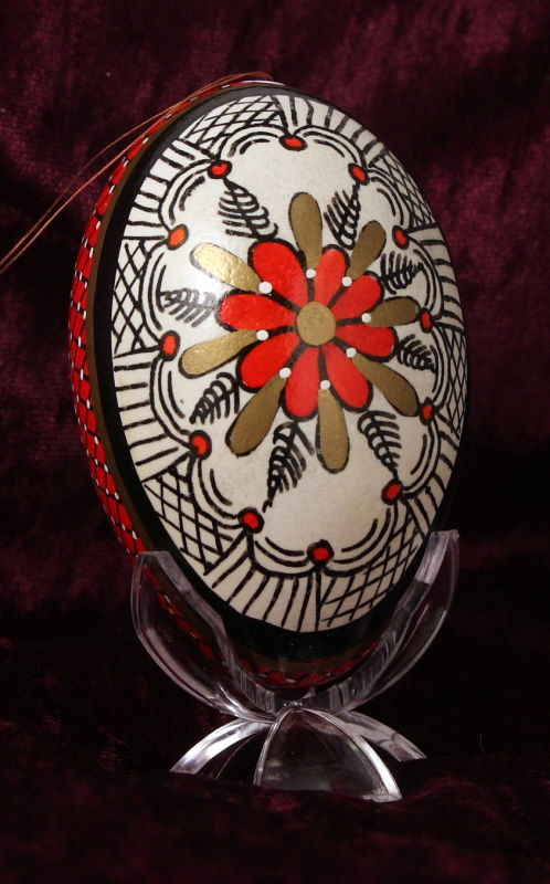 Decorated egg shell : Poland