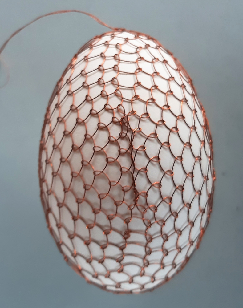  Oeuf d'oie sculpté et peint